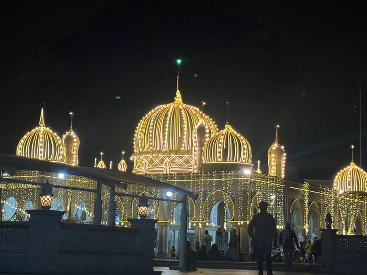 Darbare e Ashrafi Betul Gallery 12