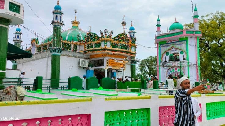 Darbare e Ashrafi Betul Gallery 4